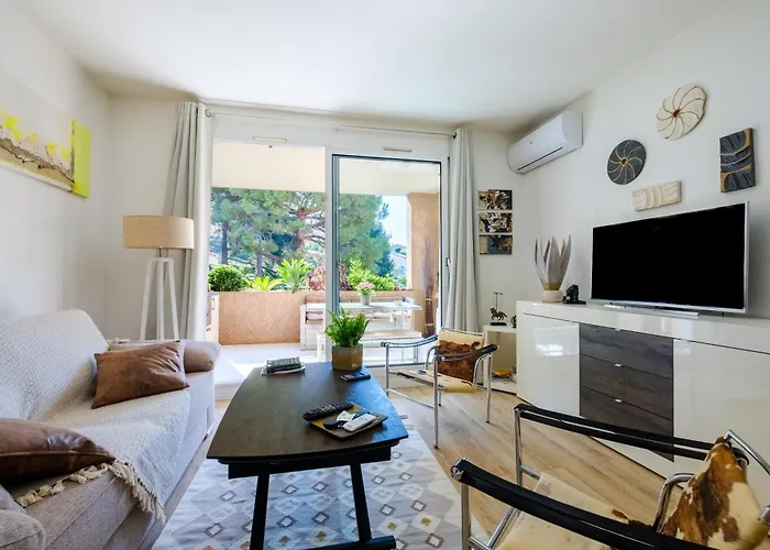 Vaugrenier Presidences 公寓 卢贝新城