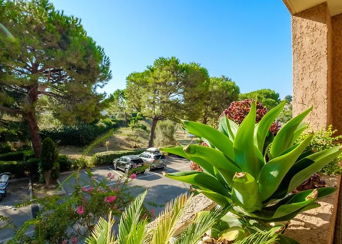 Vaugrenier Presidences * 卢贝新城